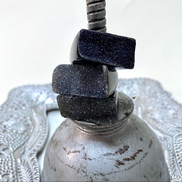 BLACK SOLID SEAMLESS SLAB DRUZY CRYSTAL RING HANDCRAFTED NEW IN BOX BOHO CHIC - Picture 7 of 7